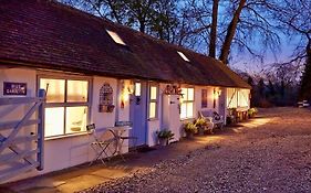 Little Lodge At Blue Door Barns
